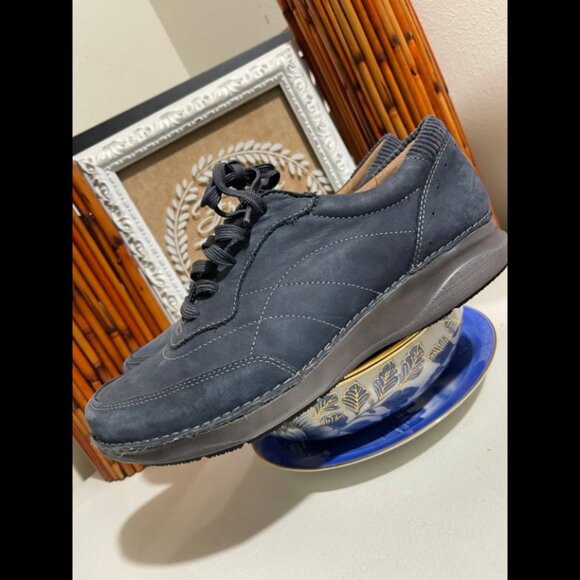 Clark Blue Suede shoes - Picture 4 of 8